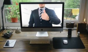 採用動画で新卒採用を成功させるには？